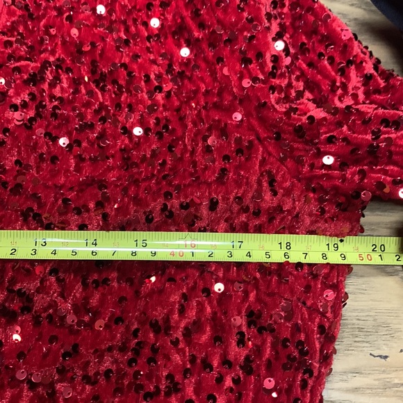 Dress - Picture 6 of 8